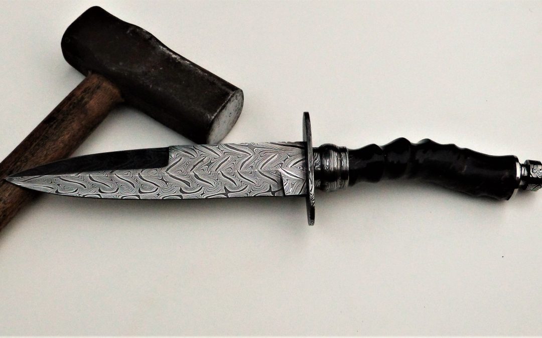 Small Dagger